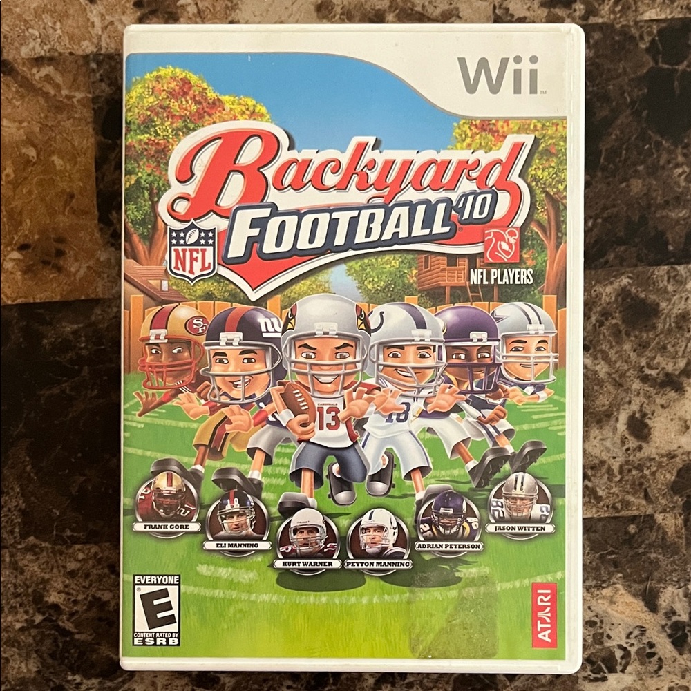 Backyard Football '10 for Wii - Green Cover